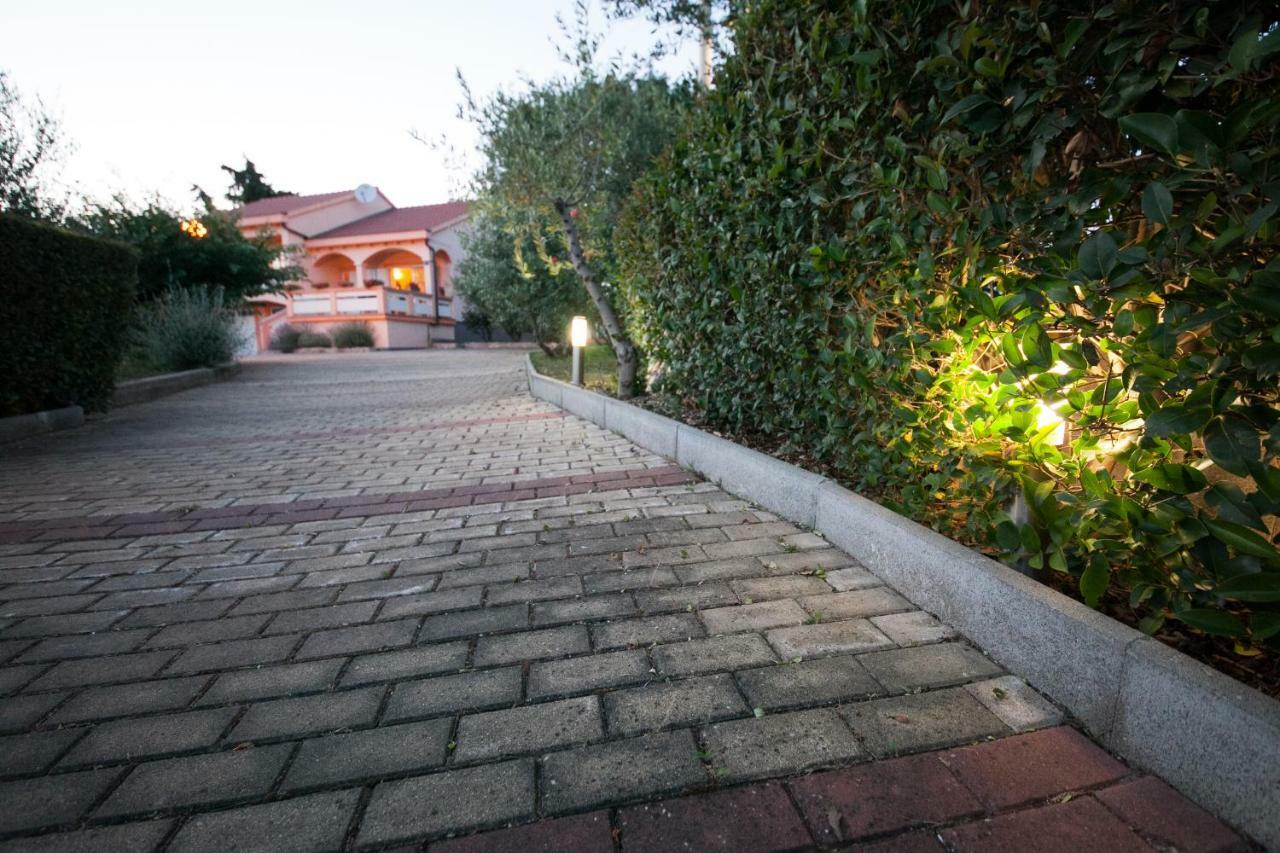 Holiday Home Antonio Dracevac Ninski Εξωτερικό φωτογραφία